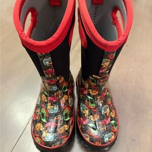 Bogs Kids Classic Waterproof Snow Boots with Red Trim